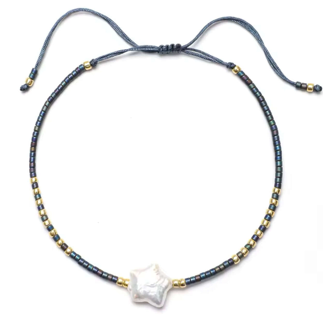 Iridescent Blue Pearl Star Beaded Bracelet 💧