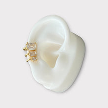 Load image into Gallery viewer, Triple Cz Ear Cuff
