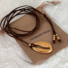 Load image into Gallery viewer, Gold Seashell Cord Necklace Tarnish Free Trendy Jewelry 2024 for Women
